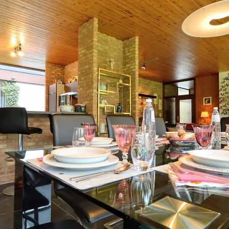 Villa Luxury With Swimming Pool Stavelot